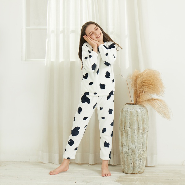 Stylish Dairy Cow Print Allover Sweatshirt and Pants