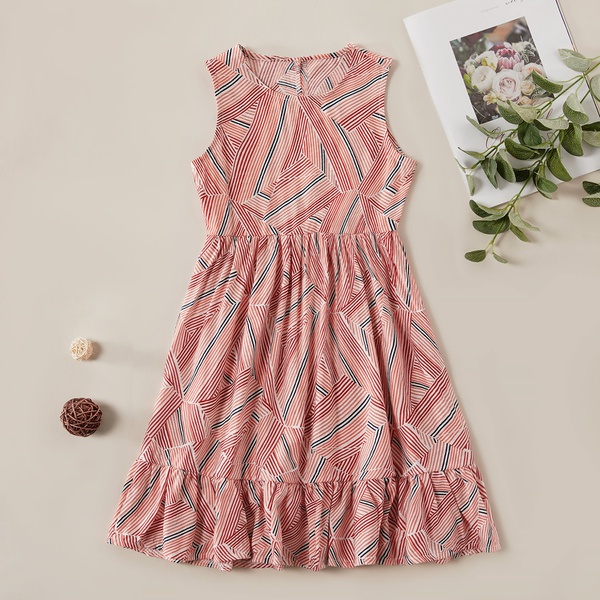 Pretty Geometric Striped Sleeveless Dress