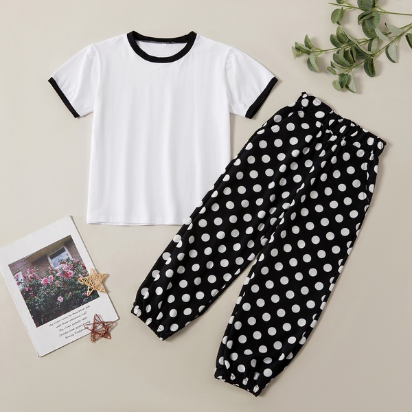 Fashionable Solid Tee and Polka Dots Pants Set