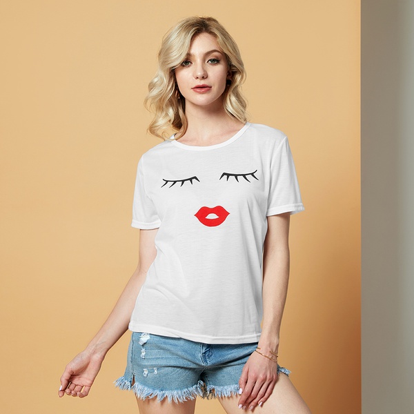 Chic Lip Print Summer Tee in White